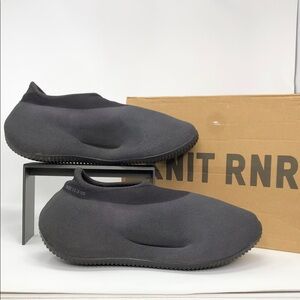 Adidas Yeezy Knit Runner Fade Onyx IE1663 Men’s Slip On Shoes - Size 11.5
